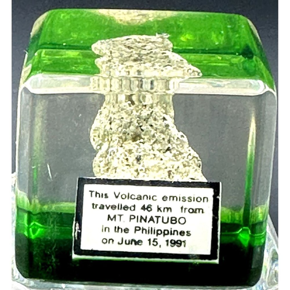 Vintage Specimen Volcanic Ash Mt Pinatubo Eruption Philippines Lucite Cube 1991